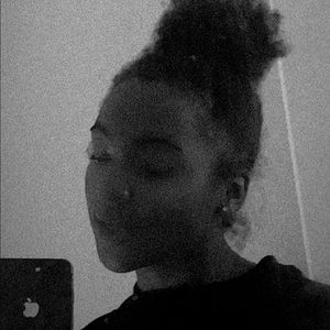 Meet your Posher, Mani